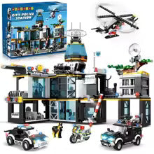 LEGO City Police Station 903 Pieces